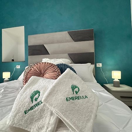 Emerella Luxury Suites-Siderno Lungomare Ngoại thất bức ảnh