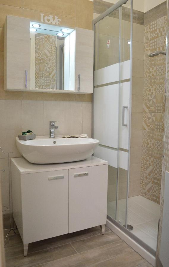 Emerella Luxury Suites-Siderno Lungomare Ngoại thất bức ảnh