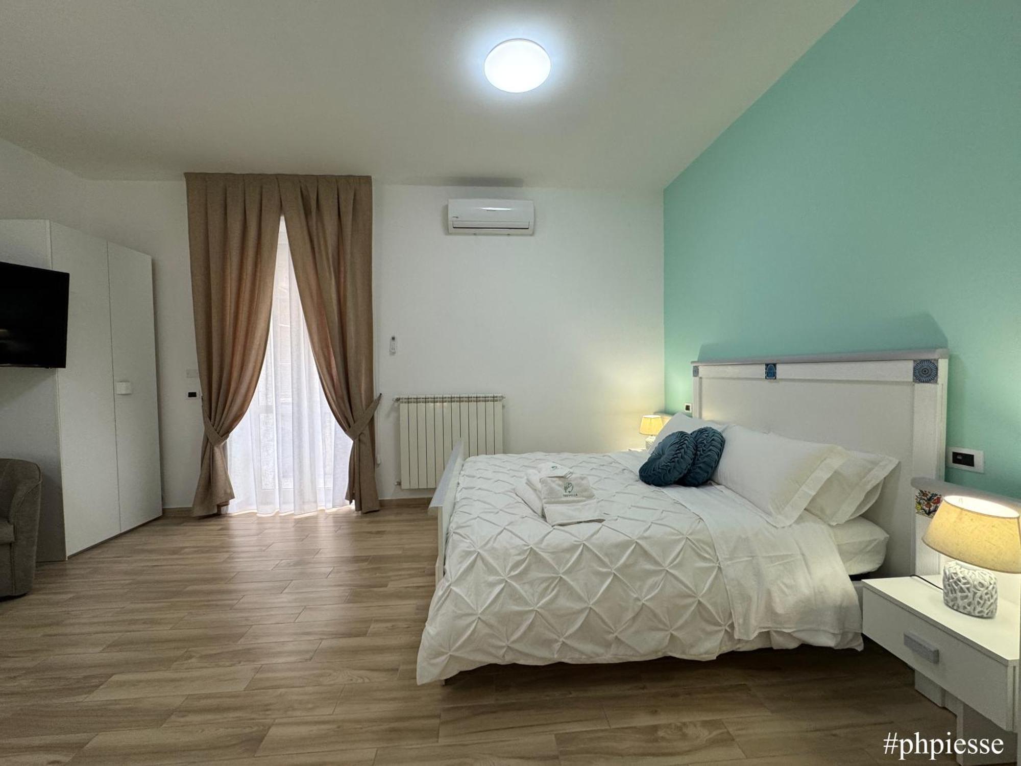 Emerella Luxury Suites-Siderno Lungomare Ngoại thất bức ảnh