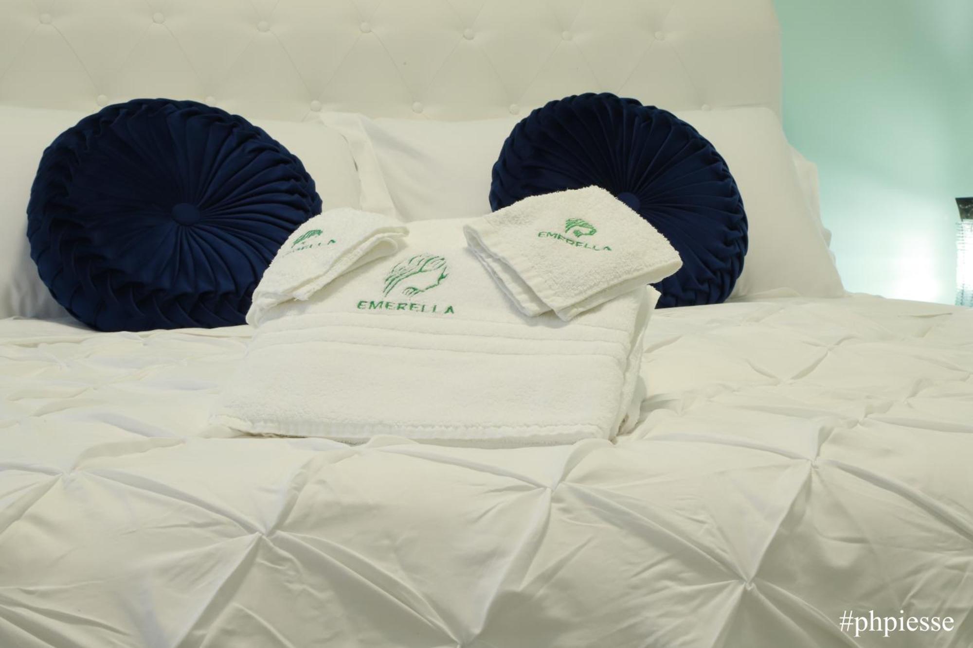 Emerella Luxury Suites-Siderno Lungomare Ngoại thất bức ảnh