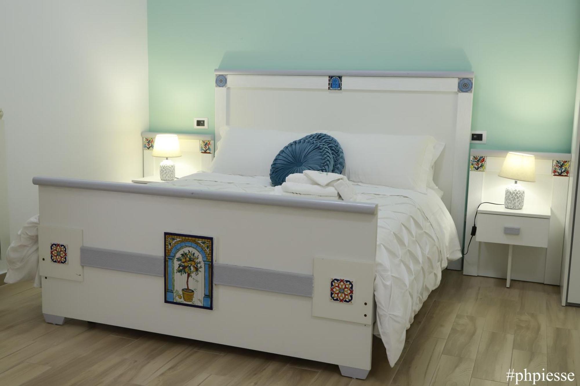 Emerella Luxury Suites-Siderno Lungomare Ngoại thất bức ảnh