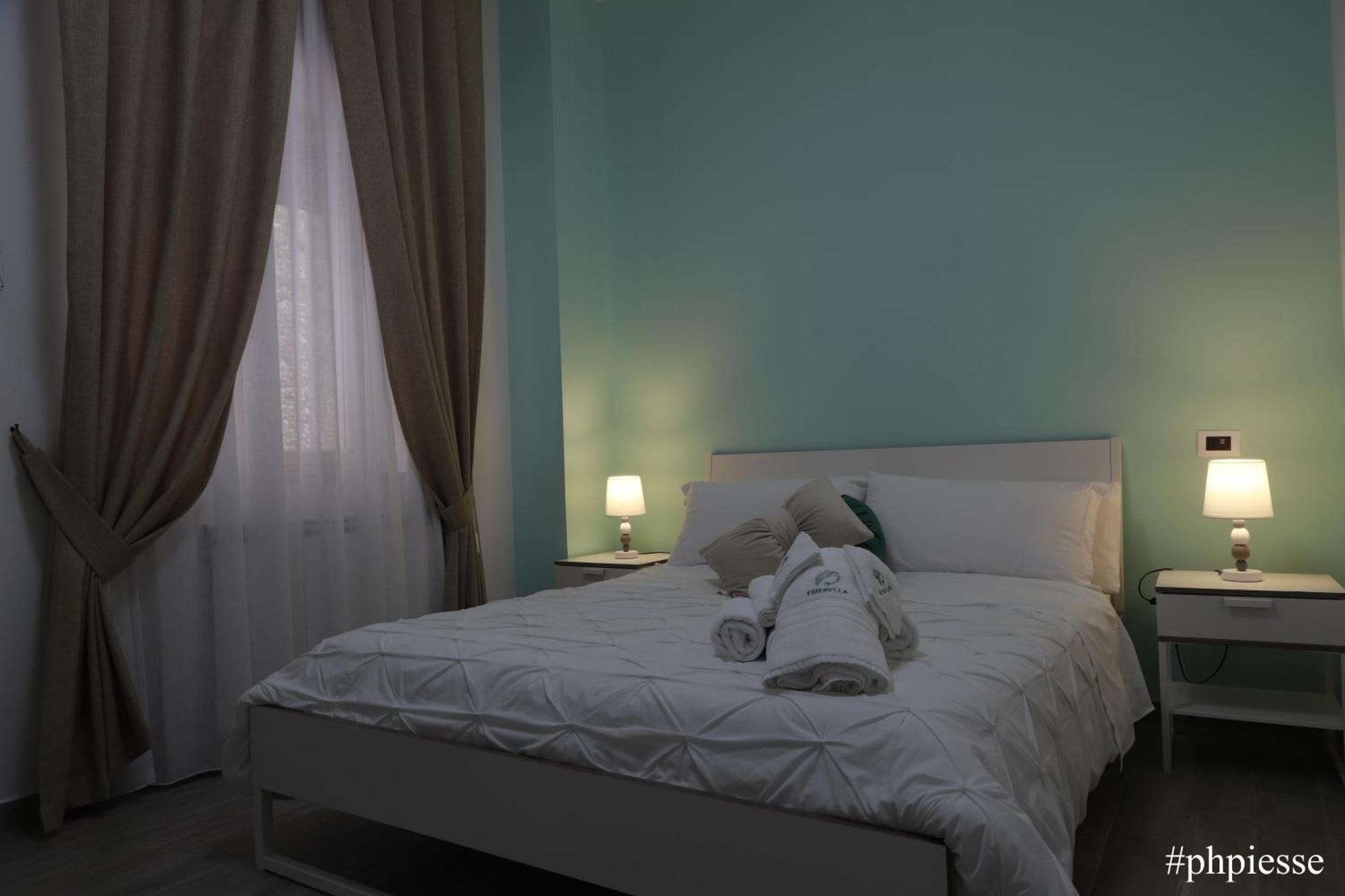 Emerella Luxury Suites-Siderno Lungomare Ngoại thất bức ảnh