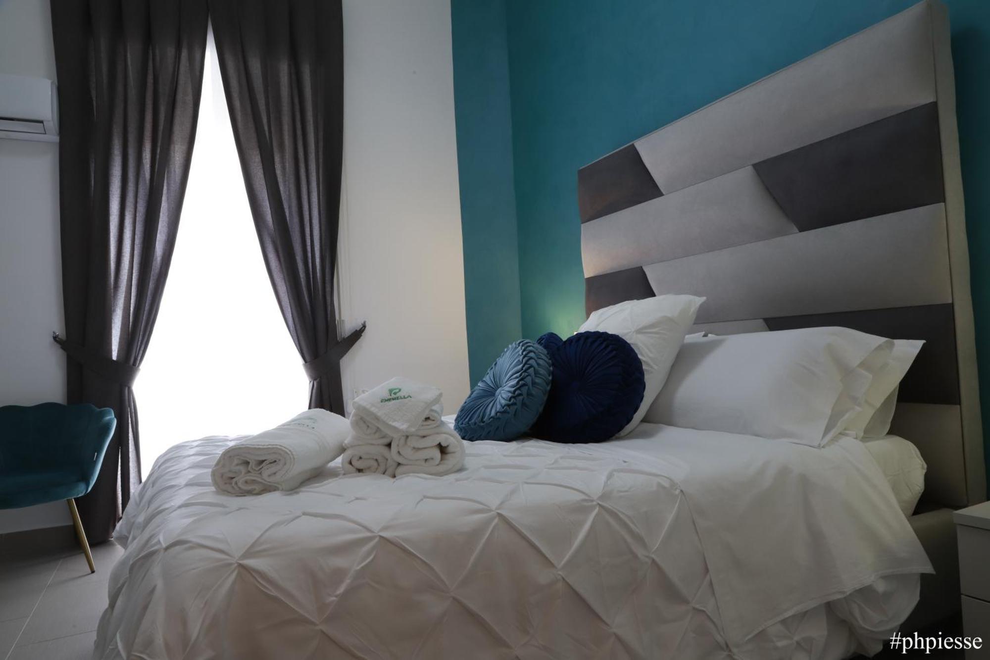 Emerella Luxury Suites-Siderno Lungomare Ngoại thất bức ảnh