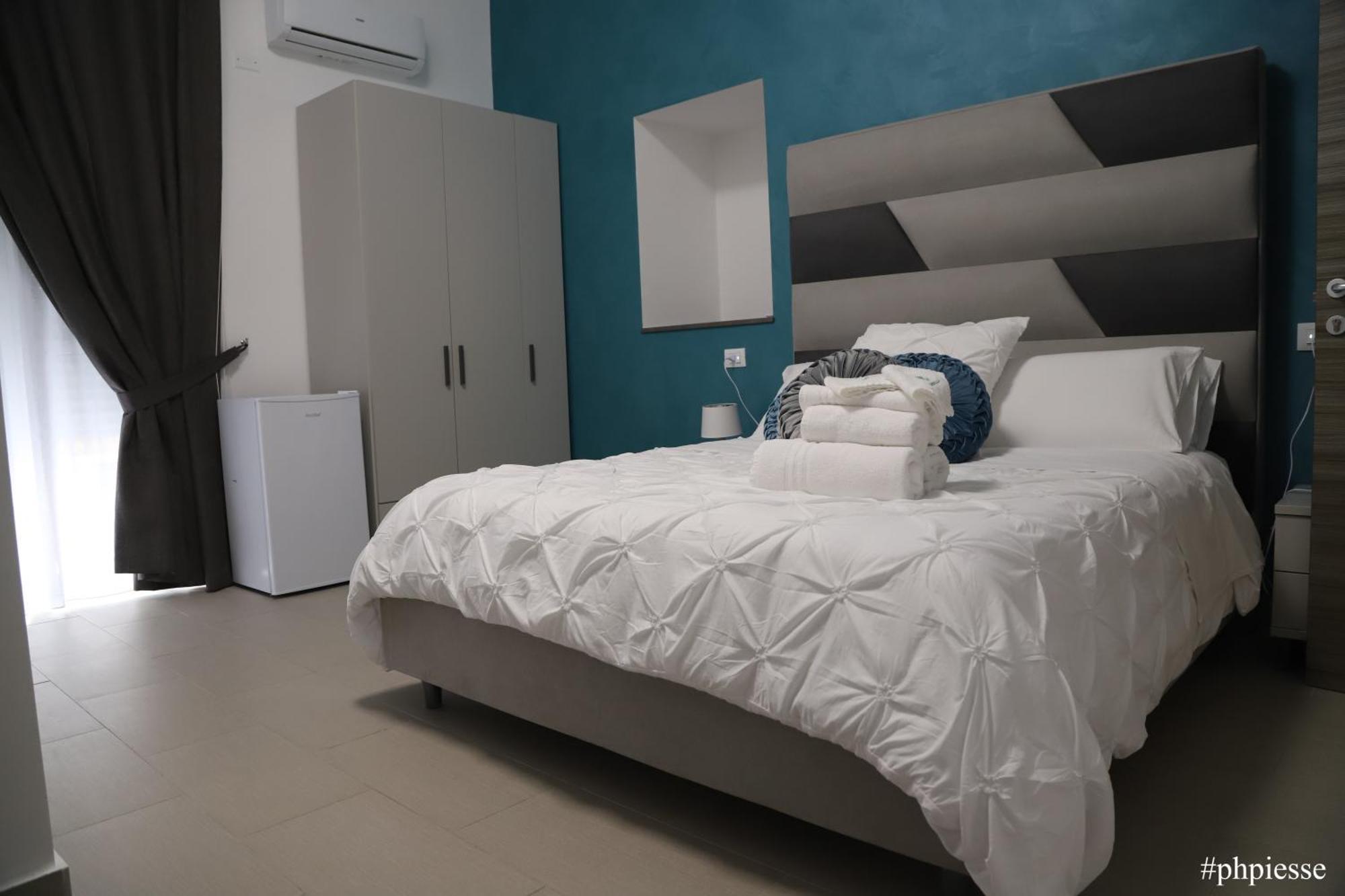 Emerella Luxury Suites-Siderno Lungomare Ngoại thất bức ảnh