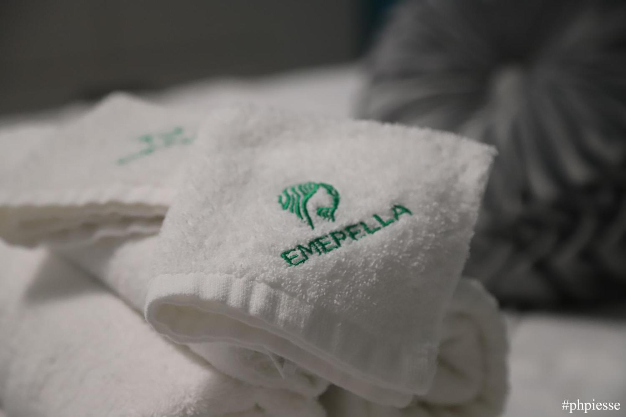 Emerella Luxury Suites-Siderno Lungomare Ngoại thất bức ảnh